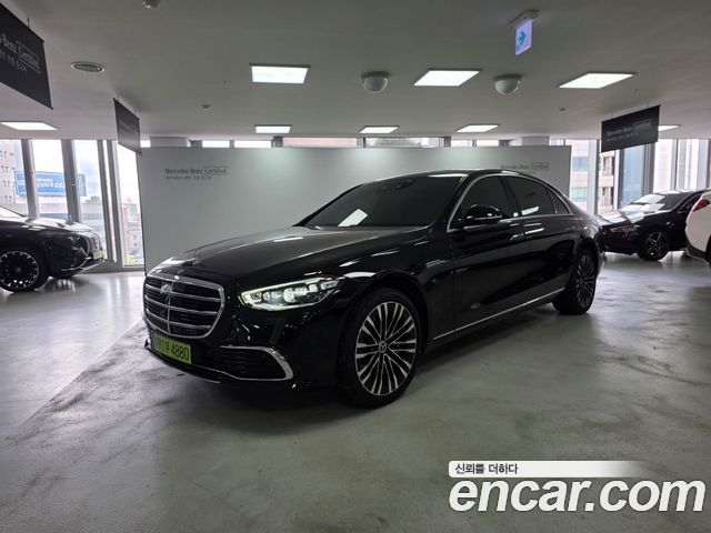 Mercedes-Benz S-Class 2024 — photo 1