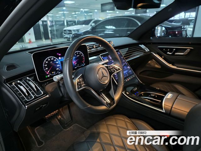 Mercedes-Benz S-Class 2024 — photo 14