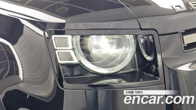 Land Rover Defender 2025 — photo 8