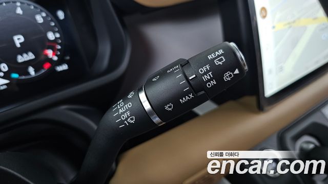 Land Rover Defender 2025 — photo 28