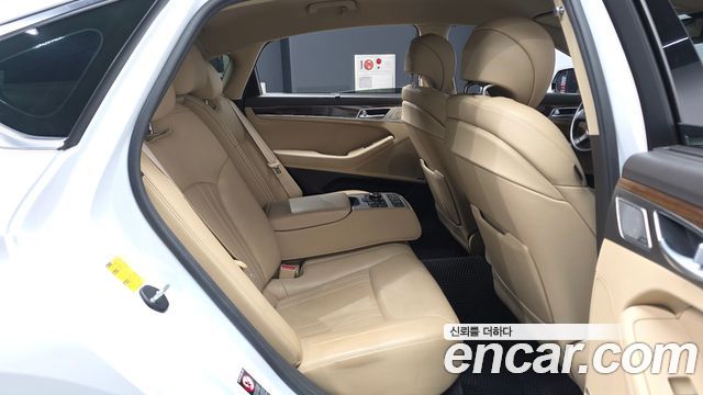 Genesis G80 2019 — photo 12