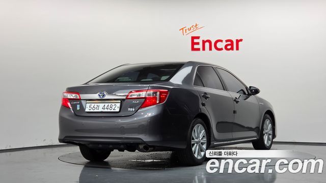 Toyota Camry 2012 — photo 2