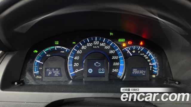 Toyota Camry 2012 — photo 8