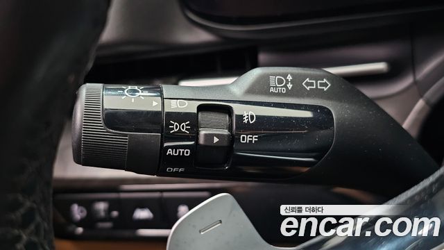 Kia Canival 2023 — photo 25