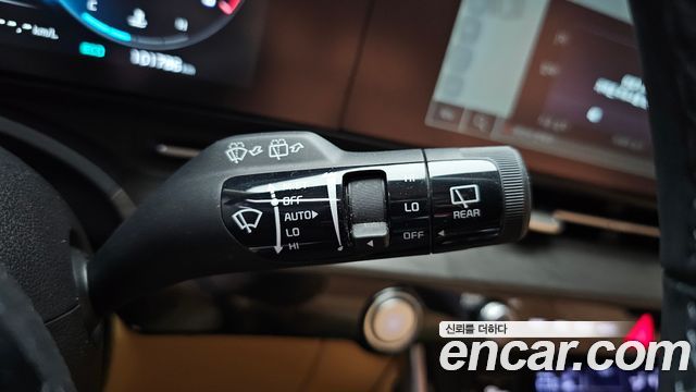 Kia Canival 2023 — photo 26