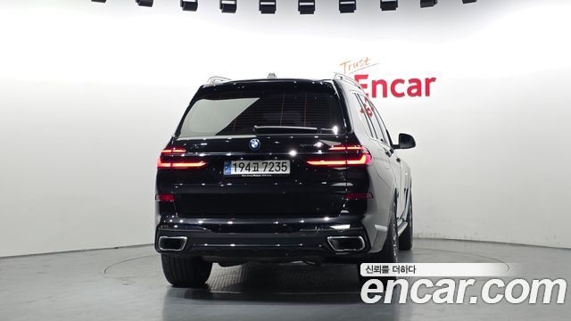 BMW X7 2025 — photo 4