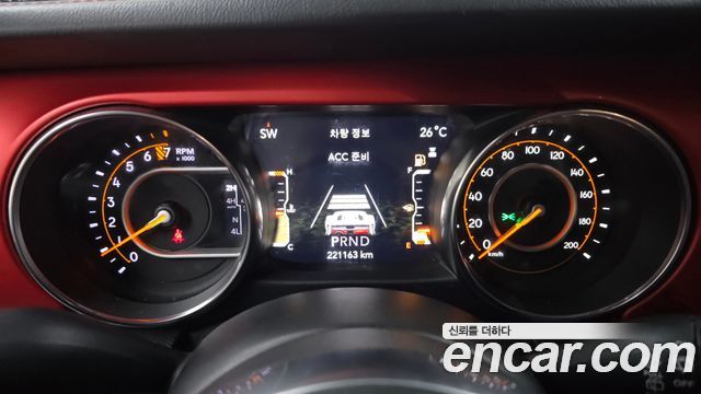 Jeep Wrangler 2019 — photo 8