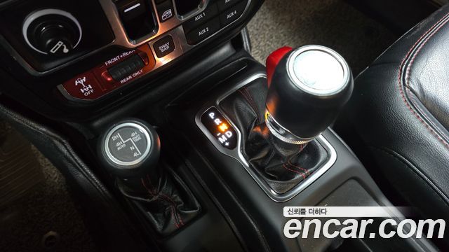 Jeep Wrangler 2019 — photo 9