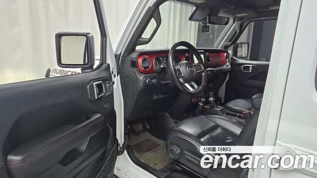 Jeep Wrangler 2019 — photo 10