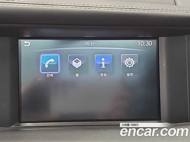 Infiniti Q30 2019 — photo 15