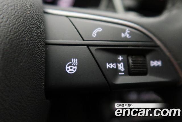 Audi Q5 2021 — photo 14