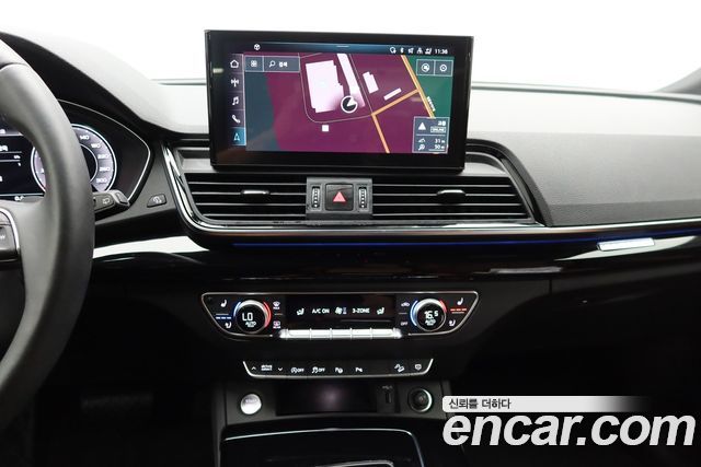 Audi Q5 2021 — photo 16