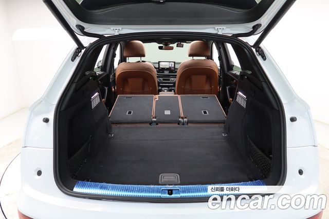 Audi Q5 2021 — photo 18