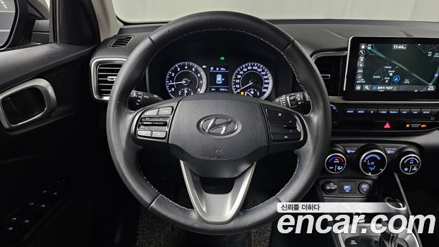 Hyundai Venue 2020 — photo 19