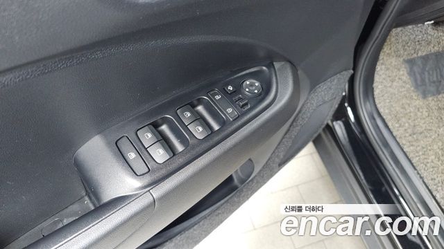 Hyundai Venue 2020 — photo 26