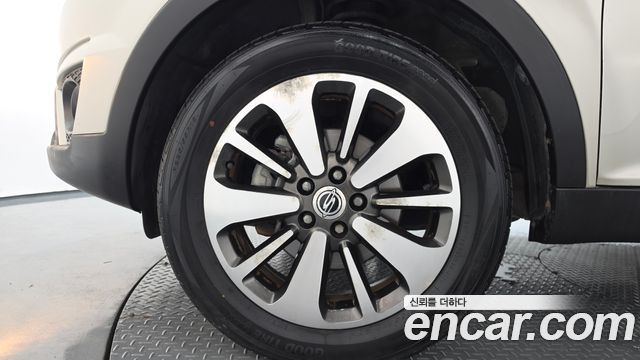 KG Mobility KORANDO 2014 — photo 5