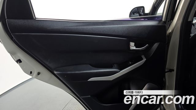 KG Mobility KORANDO 2014 — photo 15