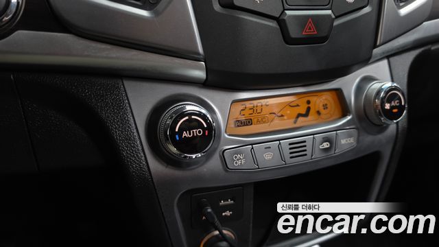 KG Mobility KORANDO 2014 — photo 27