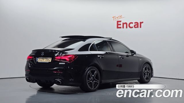 Mercedes-Benz A-Class 2021 — photo 2