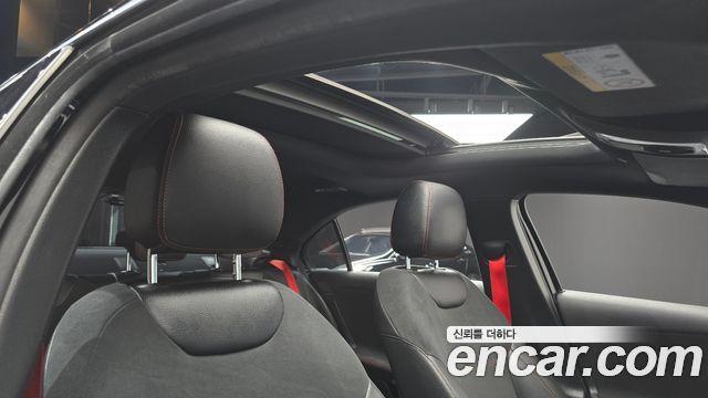 Mercedes-Benz A-Class 2021 — photo 23