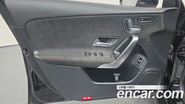 Mercedes-Benz A-Class 2021 — photo 14