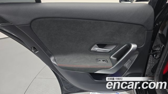 Mercedes-Benz A-Class 2021 — photo 15