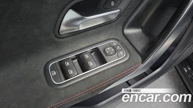 Mercedes-Benz A-Class 2021 — photo 29