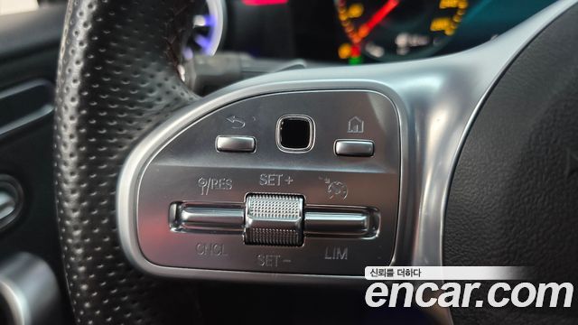 Mercedes-Benz A-Class 2021 — photo 32