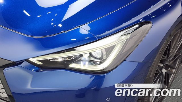 Infiniti Q60 2018 — photo 8
