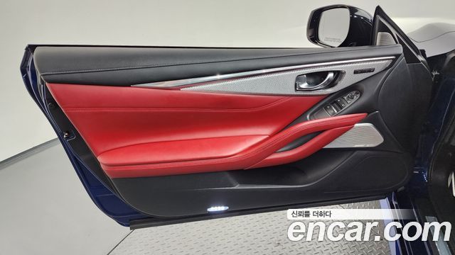 Infiniti Q60 2018 — photo 15