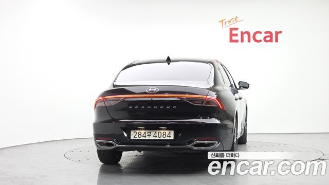 Hyundai Grandeur 2022 — photo 4