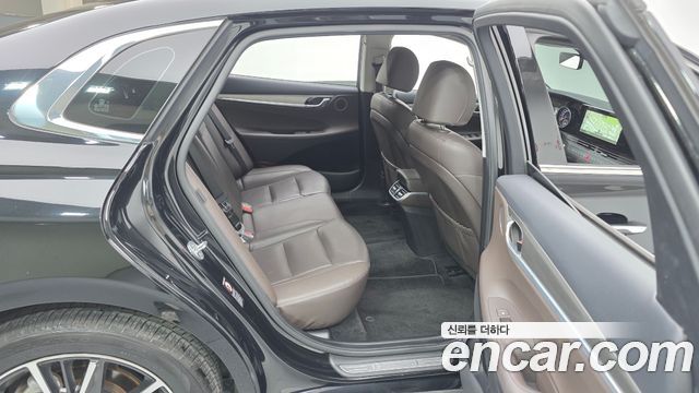 Hyundai Grandeur 2022 — photo 11