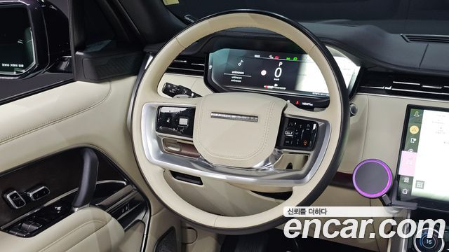 Land Rover Range Rover 2023 — photo 13