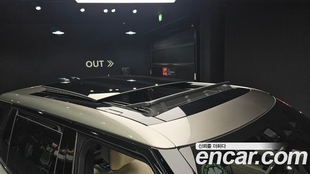 Land Rover Range Rover 2023 — photo 20