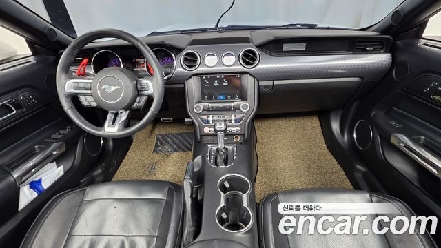 Ford Mustang 2017 — photo 10