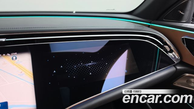 Mercedes-Benz E-Class 2025 — photo 21