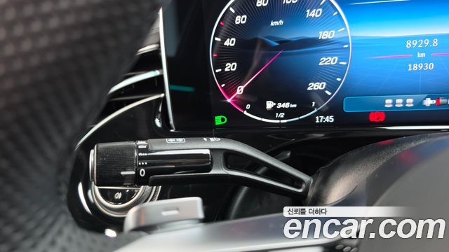 Mercedes-Benz E-Class 2025 — photo 26