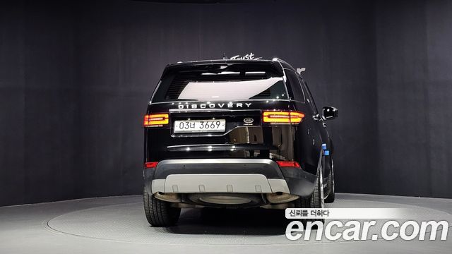 Land Rover Discovery 2019 — photo 4