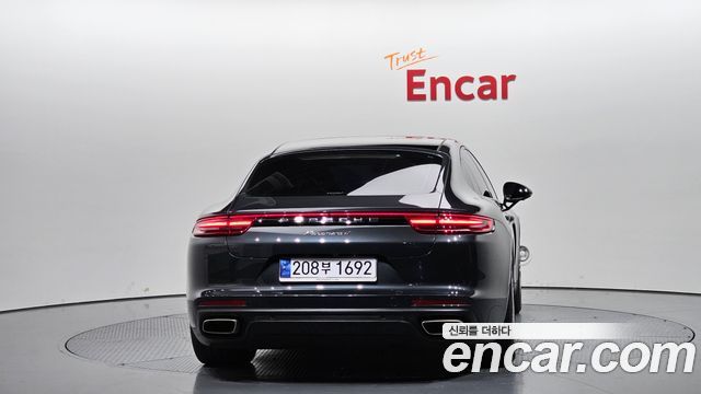 Porsche Panamera 2018 — photo 4