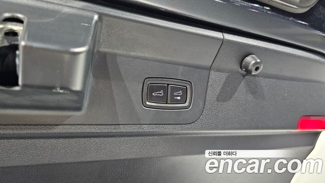 Porsche Panamera 2018 — photo 26