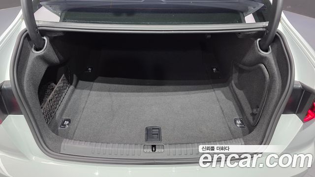 Audi A6 2020 — photo 24