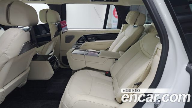 Land Rover Range Rover 2026 — photo 4
