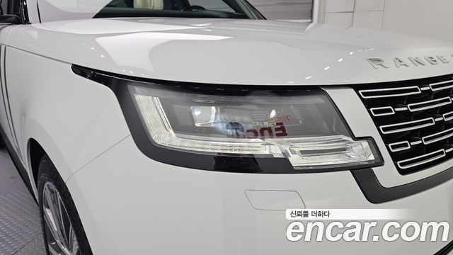 Land Rover Range Rover 2026 — photo 17