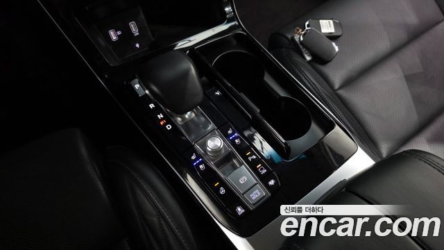 Kia K7 2020 — photo 9