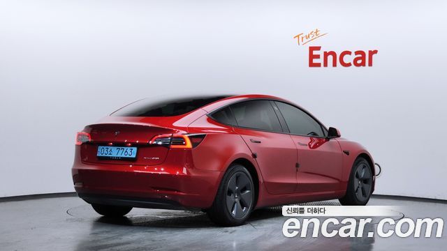 Tesla Model 3 2022 — photo 2