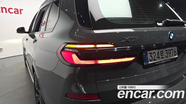 BMW X7 2026 — photo 9