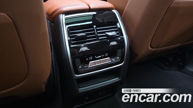 BMW X7 2026 — photo 36