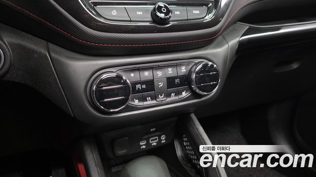 Chevrolet Korea Trailblazer 2023 — photo 23