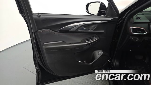 Chevrolet Korea Trailblazer 2023 — photo 14