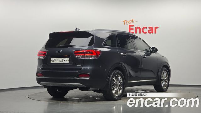 Kia Sorento 2016 — photo 2